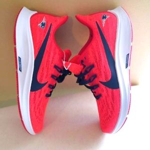 Nike runner sneakers